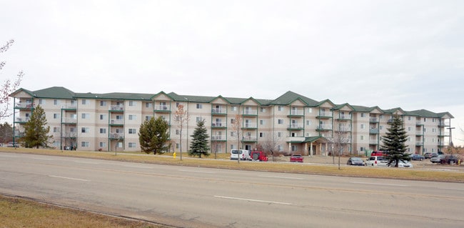 Amberwynd Apartments in Spruce Grove, AB - Building Photo - Building Photo