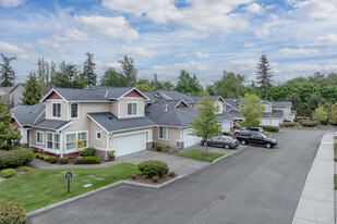 The Pointe at Crosswater Condominiums in Lake Stevens, WA - Building Photo