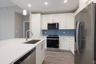 Imperial Crossing Luxury Apartment Homes in Bonita Springs, FL - Foto de edificio - Building Photo