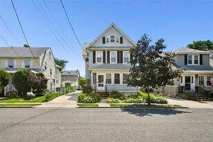 55 Vernon Ave in Rockville Centre, NY - Building Photo