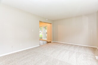 8 Lasonia Way in Edgewood, MD - Building Photo - Building Photo
