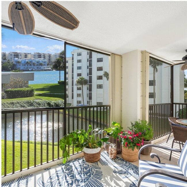 property at 19800 Sandpointe Bay Dr