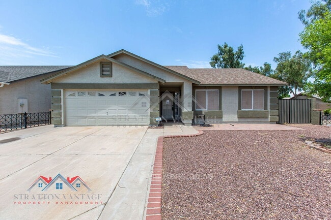 property at 2334 E Longhorn Pl