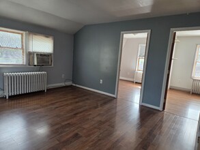 2 Grandview St in East Stroudsburg, PA - Building Photo - Building Photo