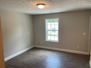 2005 S Kentucky Ave, Unit A in Corbin, KY - Building Photo - Building Photo