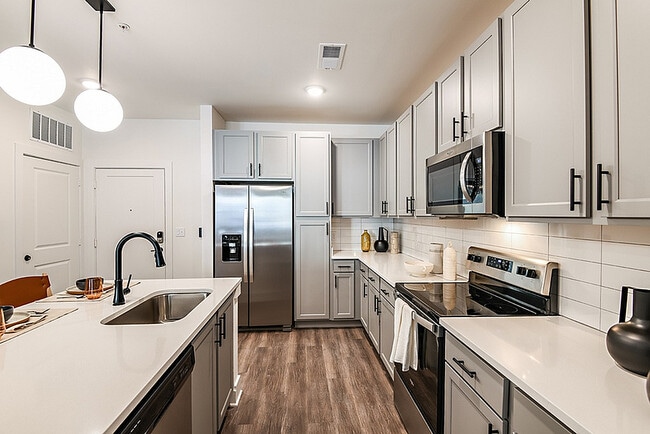 Volta in Jacksonville, FL - Foto de edificio - Building Photo