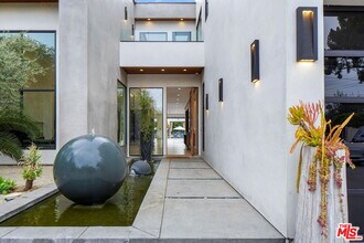 6029 Melvin Ave in Los Angeles, CA - Building Photo - Building Photo