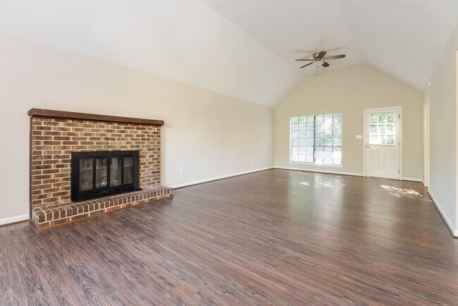 5553 San Marcos Dr in Pinson, AL - Building Photo - Building Photo