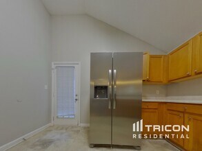 4878 Brookwood Pl in College Park, GA - Building Photo - Building Photo