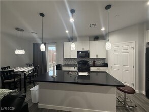 1542 Tilman Ln in Boulder City, NV - Building Photo - Building Photo