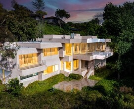 1348 Rhoda Dr in San Diego, CA - Building Photo - Building Photo