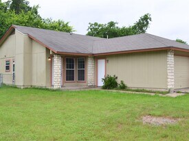 12400 Tree Line Dr in Austin, TX - Building Photo