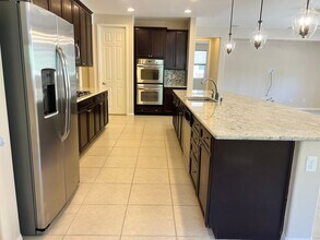 10515 Oak Terrace Ave in Las Vegas, NV - Building Photo - Building Photo