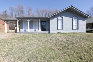 1274 Parkrose Rd in Memphis, TN - Building Photo