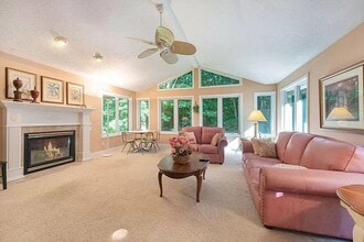 995 Windrow St SE in Grand Rapids, MI - Building Photo - Building Photo