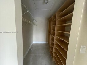 2800 S University Dr, Unit 2d in Davie, FL - Building Photo - Building Photo