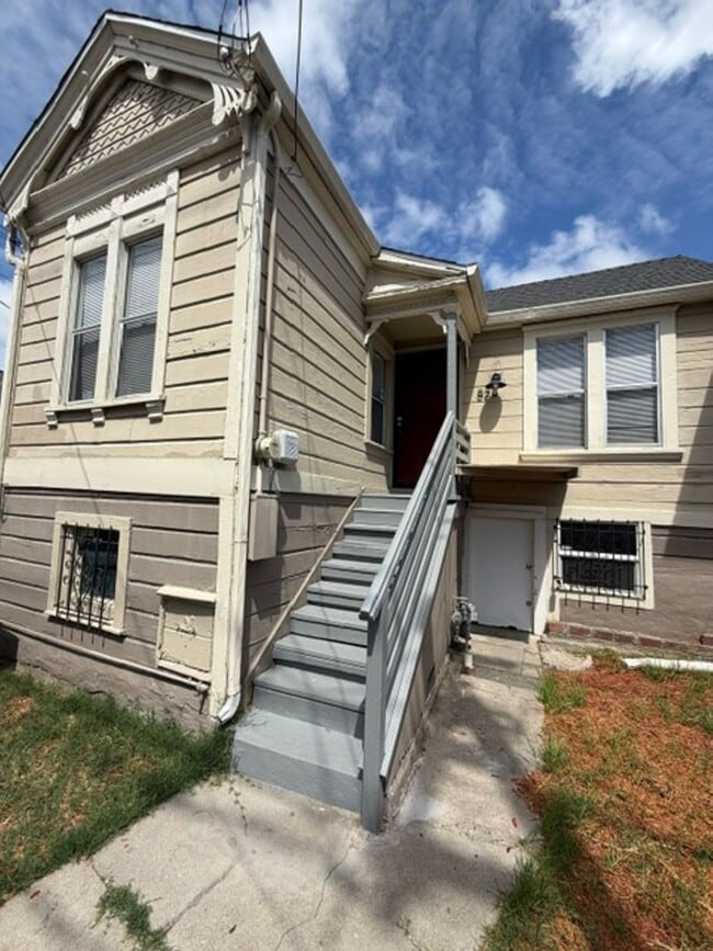 property at 828 21st St