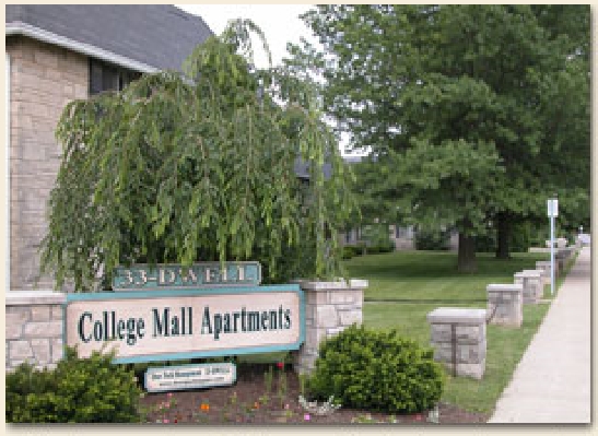 College Mall Apartments in Bloomington, IN - Building Photo