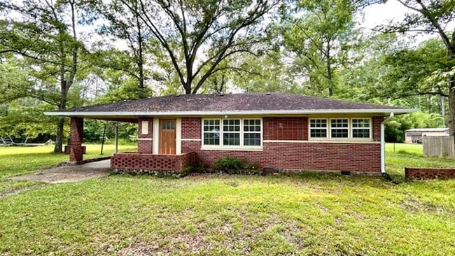 property at 135 Haywood Valley Rd