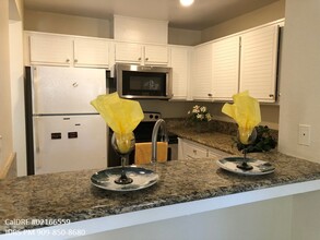 13115 Le Parc Blvd in Chino Hills, CA - Foto de edificio - Building Photo