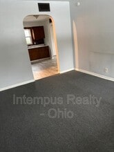 802 Palmer Ave in Youngstown, OH - Building Photo - Building Photo