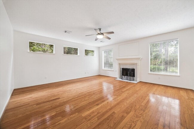 property at 7 Wrens Song Pl