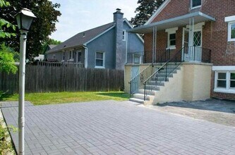 33 Mead Ave in Beacon, NY - Foto de edificio - Building Photo