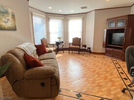 247 Montclair Ave in Newark, NJ - Building Photo