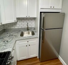 1168 Main St, Unit C5 in Stratford, CT - Building Photo - Building Photo