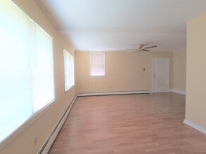 2302 Whitehall Ave, Unit C in Anderson, SC - Foto de edificio - Building Photo