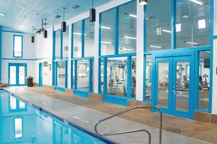 7206 Snowden Cres, Unit 1