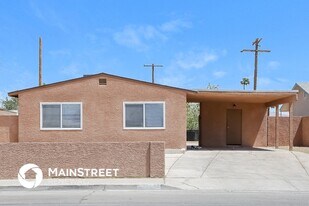 2308 Revere St in North Las Vegas, NV - Building Photo