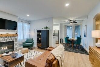 75 N Valle Verde Dr in Henderson, NV - Building Photo - Building Photo