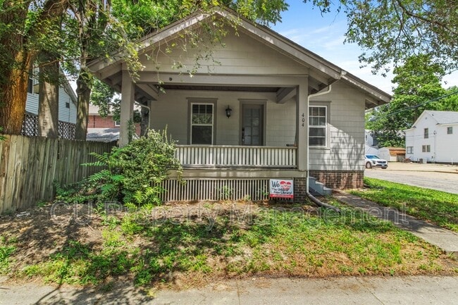 404 E Illinois St in Urbana, IL - Building Photo - Building Photo