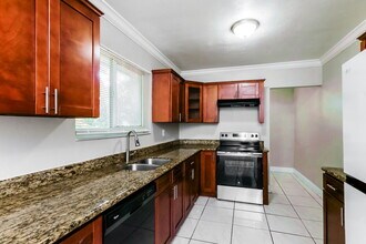 3140 NW 4th Pl in Fort Lauderdale, FL - Building Photo - Building Photo