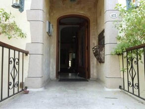 425 N Sycamore Ave in Los Angeles, CA - Foto de edificio - Building Photo