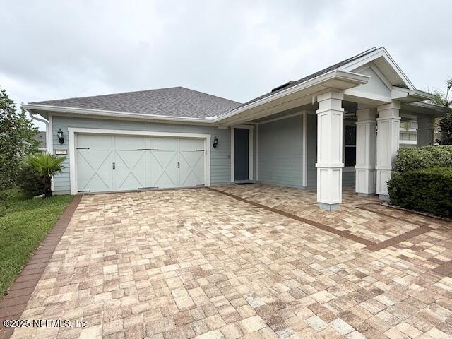 property at 29 Lakefront Ln