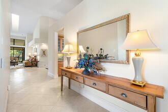 16939 Isle of Palms Dr in Delray Beach, FL - Foto de edificio - Building Photo