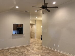 5705 Luminous Ln in Killeen, TX - Building Photo - Building Photo