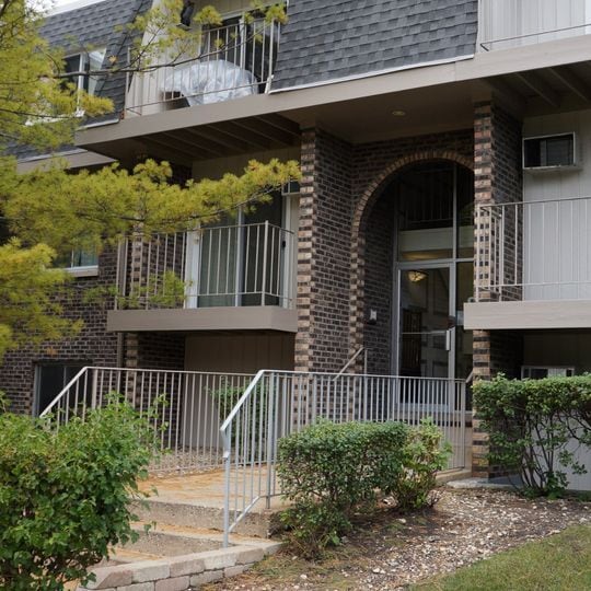 920 Jonathon Ct, Unit 206