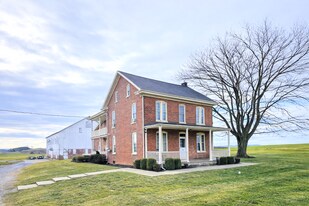 397 Charlestown Rd, Unit 3 in Washington Boro, PA - Building Photo