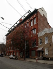 120 Sherman Ave in Jersey City, NJ - Building Photo - Building Photo