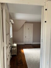 136 E 9th St, Unit #36 in Plainfield, NJ - Foto de edificio - Building Photo