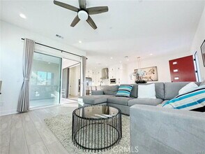 478 Chorus in Irvine, CA - Building Photo - Building Photo