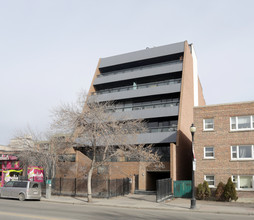 610 17th Ave SW in Calgary, AB - Building Photo - Building Photo