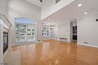 52 Wildflower Ln in Morristown, NJ - Building Photo - Building Photo