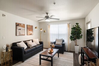 Lodge in San Marcos in San Marcos, TX - Building Photo - Building Photo