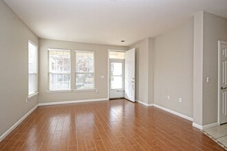 106 Sunflower St in Georgetown, TX - Building Photo - Building Photo