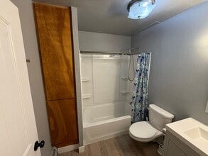 3630 O'Malley Rd in Anchorage, AK - Building Photo - Building Photo