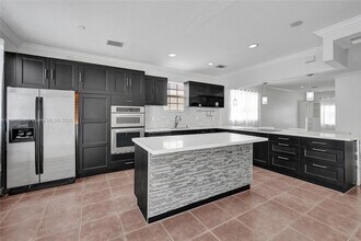 3041 SW 88th Ave in Miramar, FL - Building Photo - Building Photo